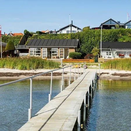 Sj271-hejls-ved-kysten-2 Casa de Férias *